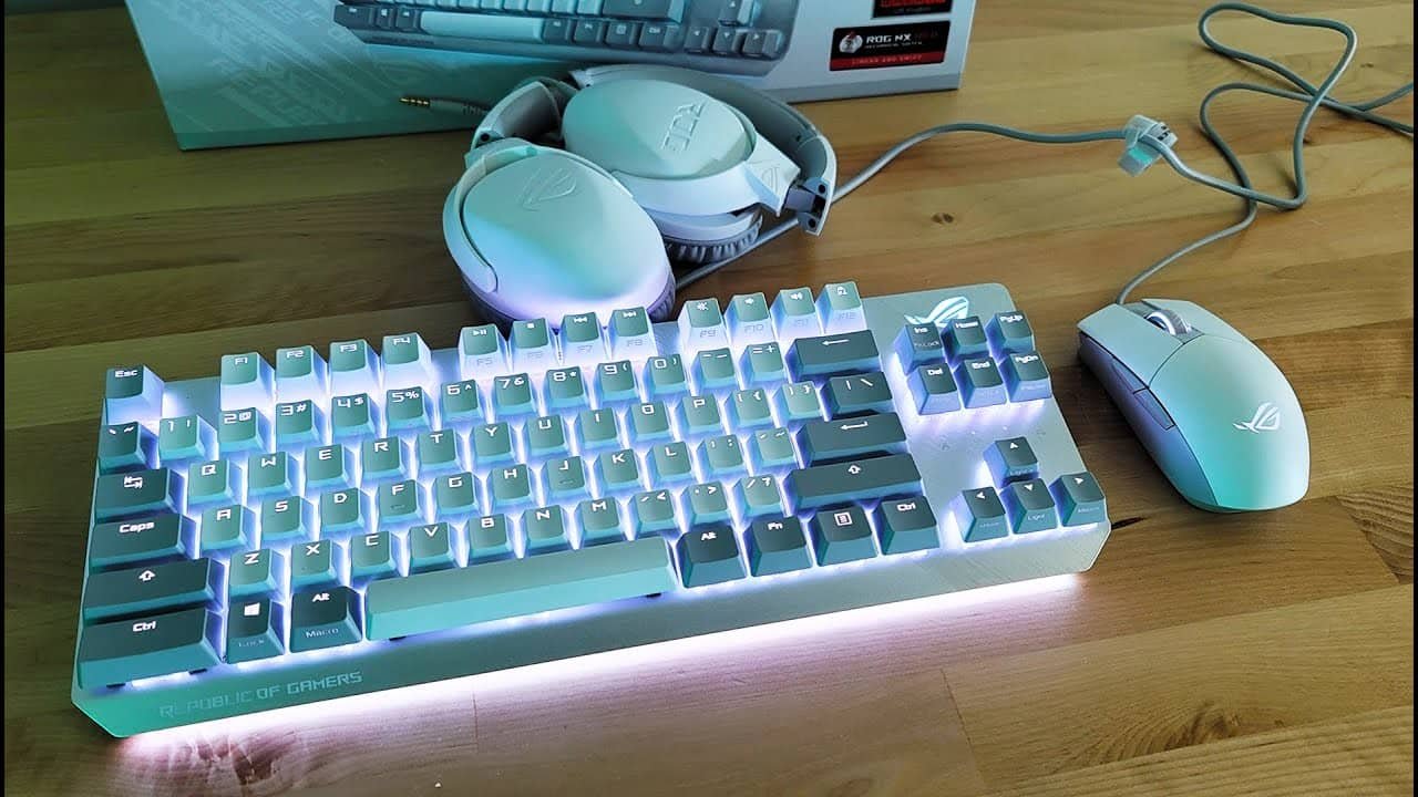 White Gaming Keyboard: Top 5 Best Picks for 2024